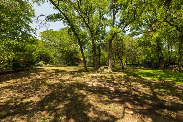 211 Crest Ridge Circle, Lakeside, TX 76108