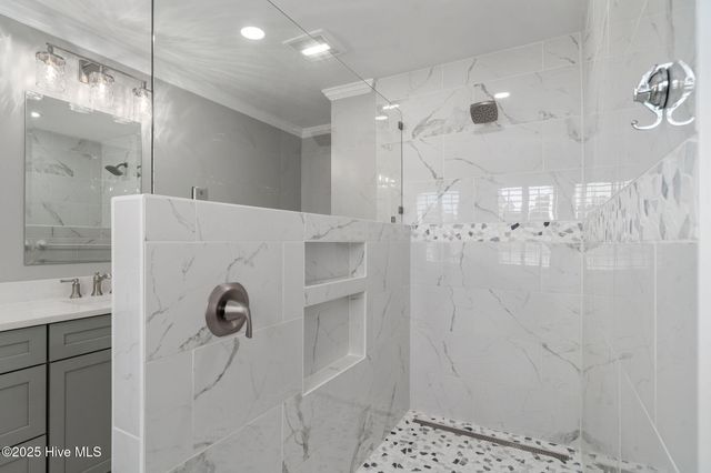 1505 Us Hwy 117 Bypass S, Burgaw, NC 28425