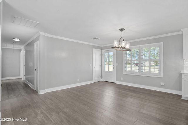 1505 Us Hwy 117 Bypass S, Burgaw, NC 28425