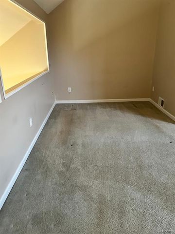 2781 Davison Avenue, Auburn Hills, MI 48326
