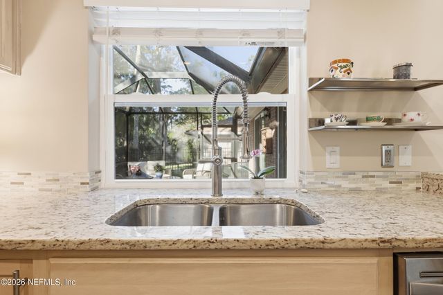 100 GRANADA Lane, Ponte Vedra Beach, FL 32082