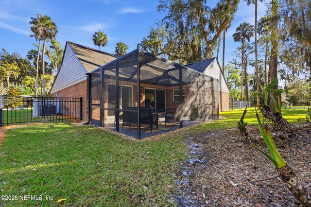 100 GRANADA Lane, Ponte Vedra Beach, FL 32082