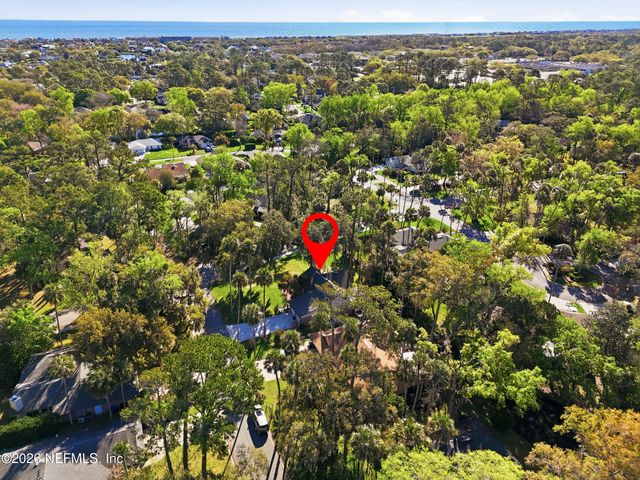 100 GRANADA Lane, Ponte Vedra Beach, FL 32082