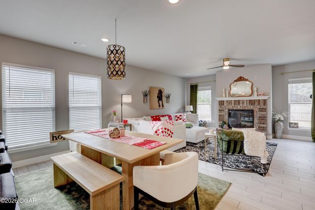 5189 Evergreen Road, Joplin, MO 64801