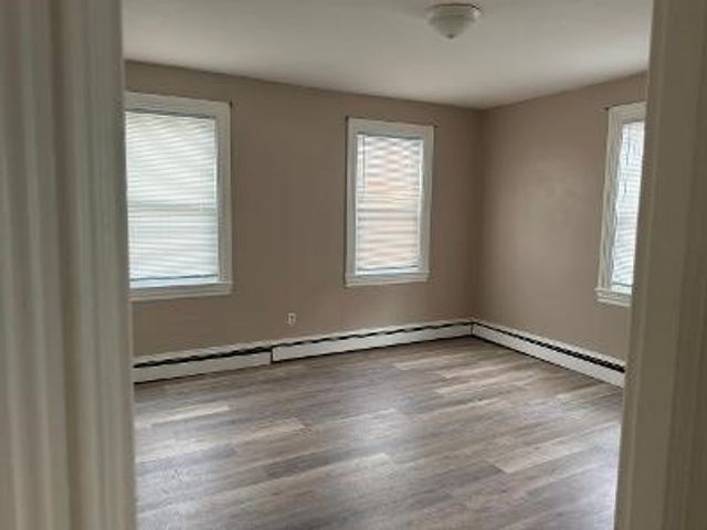 928 Branch Avenue, Providence, RI 02904