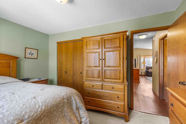 2903 17th Avenue S, Moorhead, MN 56560