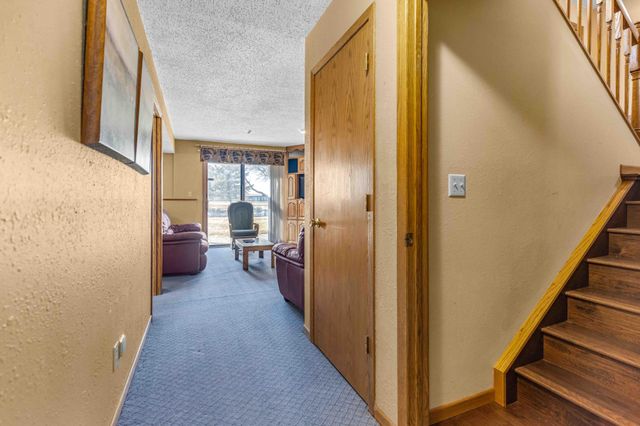 2903 17th Avenue S, Moorhead, MN 56560