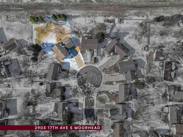 2903 17th Avenue S, Moorhead, MN 56560