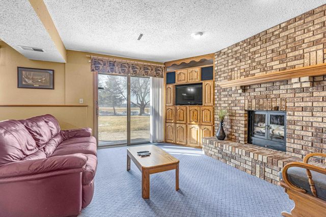 2903 17th Avenue S, Moorhead, MN 56560