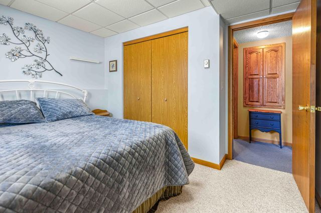 2903 17th Avenue S, Moorhead, MN 56560