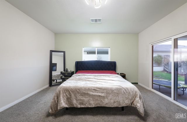 8602 Littleton Street, Bakersfield, CA 93314