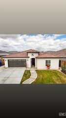 8602 Littleton Street, Bakersfield, CA 93314