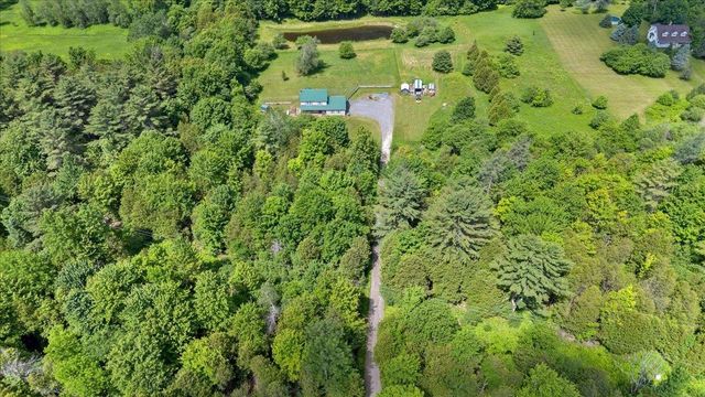 82 West Street Road, Fairfax, VT 05454