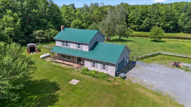 82 West Street Road, Fairfax, VT 05454