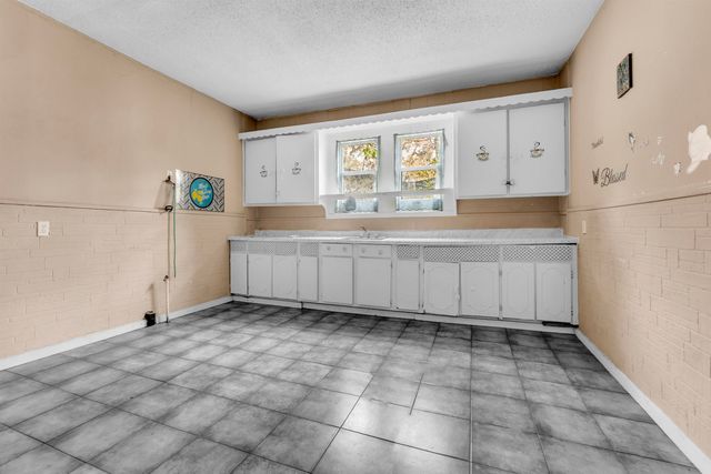 2034 WHITNEY AVE, Memphis, TN 38127