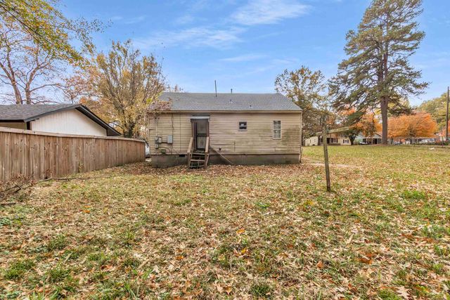 2034 WHITNEY AVE, Memphis, TN 38127