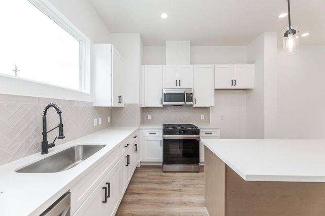 905 Quitman Street A, Houston, TX 77009