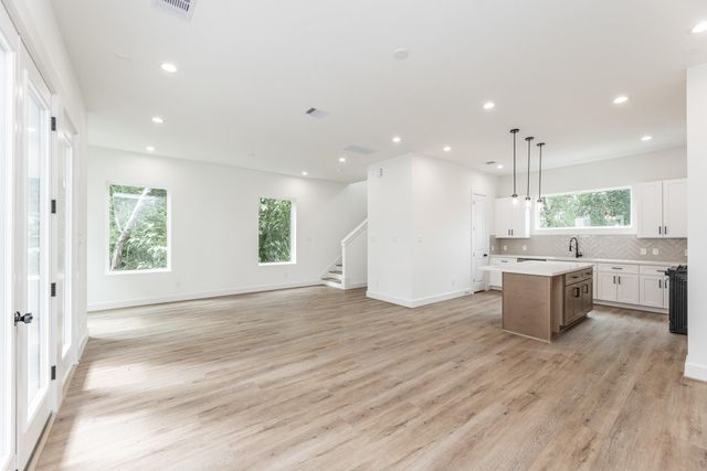 905 Quitman Street A, Houston, TX 77009