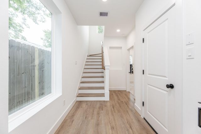 905 Quitman Street A, Houston, TX 77009