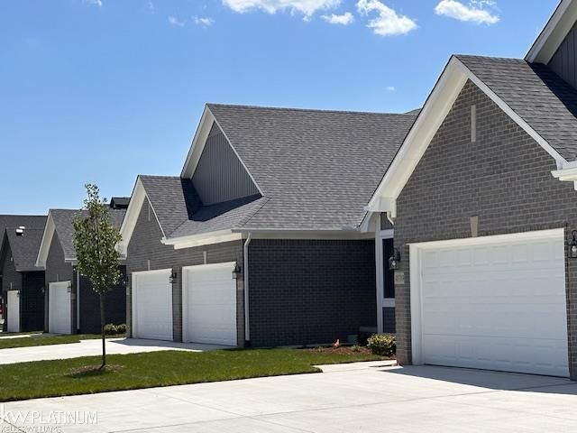 48389 Applegrove Lane, New Baltimore, MI 48051