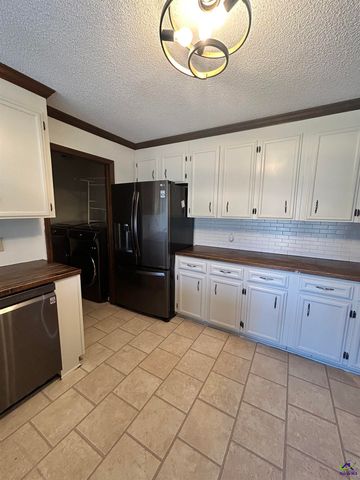 213 J R Boulevard, Macon, GA 31220