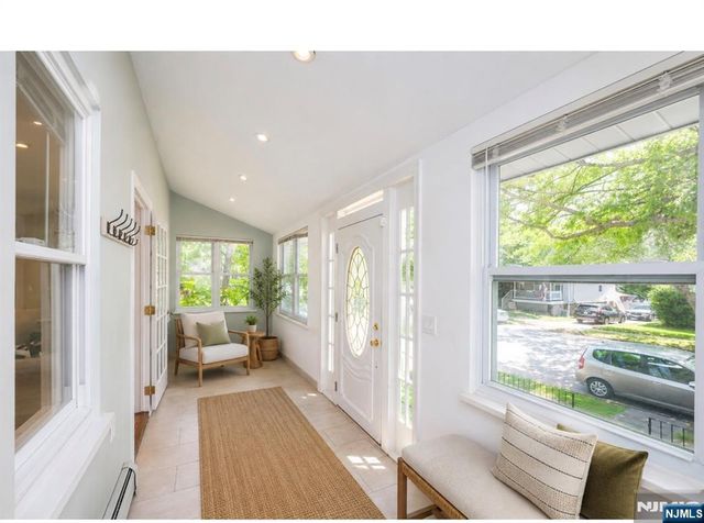 160 Mt Vernon Street, Ridgefield Park, NJ 07660
