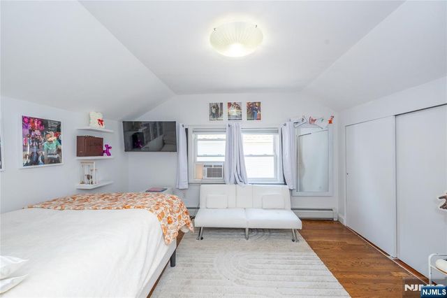 160 Mt Vernon Street, Ridgefield Park, NJ 07660