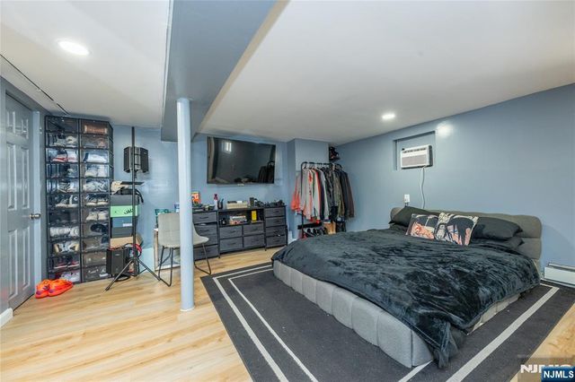 160 Mt Vernon Street, Ridgefield Park, NJ 07660