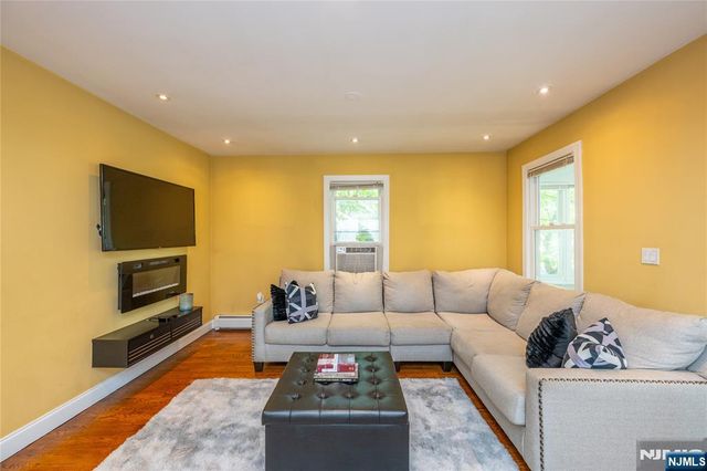 160 Mt Vernon Street, Ridgefield Park, NJ 07660