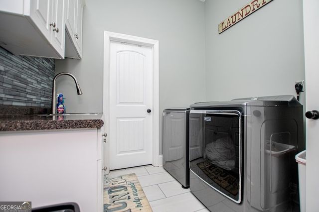 1084 Magnolia Drive, Villa Rica, GA 30180