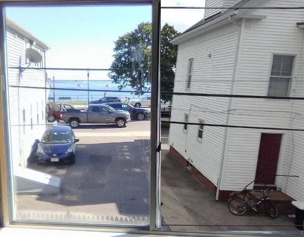 4 Lewis Ct, Gloucester, MA 01930