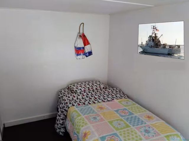 4 Lewis Ct, Gloucester, MA 01930
