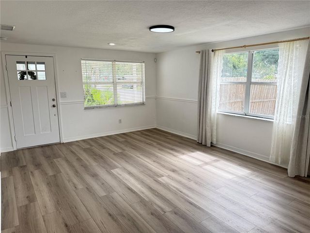6150 101ST AVENUE N, Pinellas Park, FL 33782