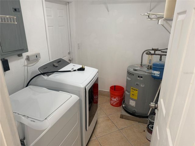 6150 101ST AVENUE N, Pinellas Park, FL 33782