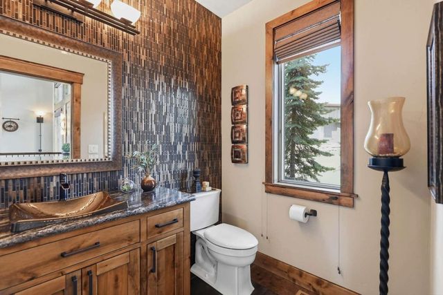 224 N CHIEF GARRY Dr, Liberty Lake, WA 99019