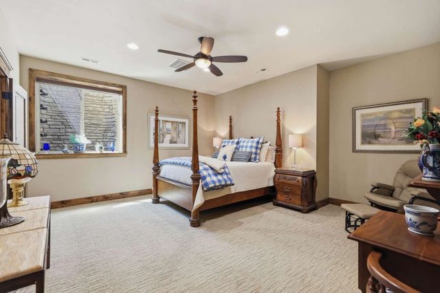 224 N CHIEF GARRY Dr, Liberty Lake, WA 99019