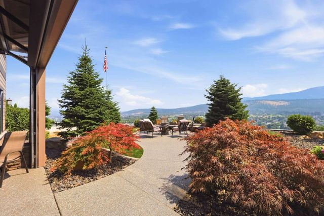 224 N CHIEF GARRY Dr, Liberty Lake, WA 99019