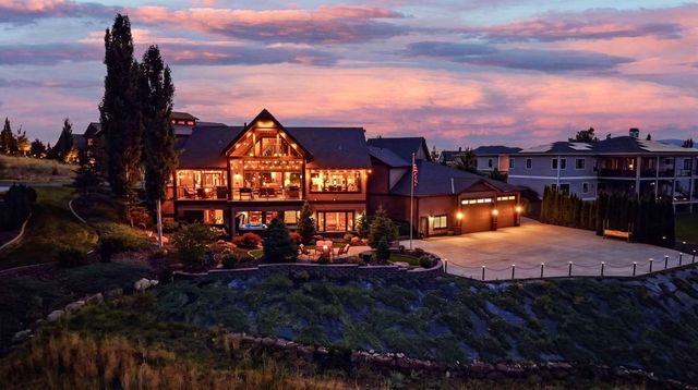 224 N CHIEF GARRY Dr, Liberty Lake, WA 99019