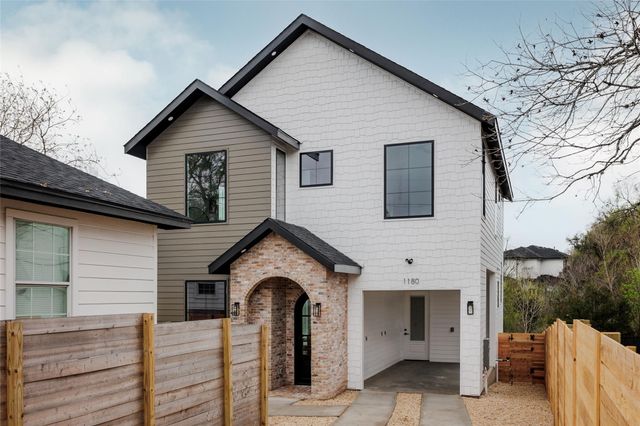 1180 Ridgeway DR 2, Austin, TX 78702