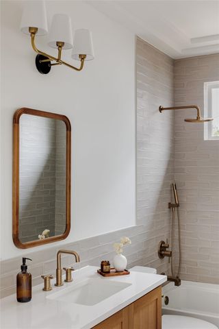 1180 Ridgeway DR 2, Austin, TX 78702