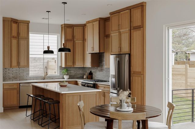 1180 Ridgeway DR 2, Austin, TX 78702