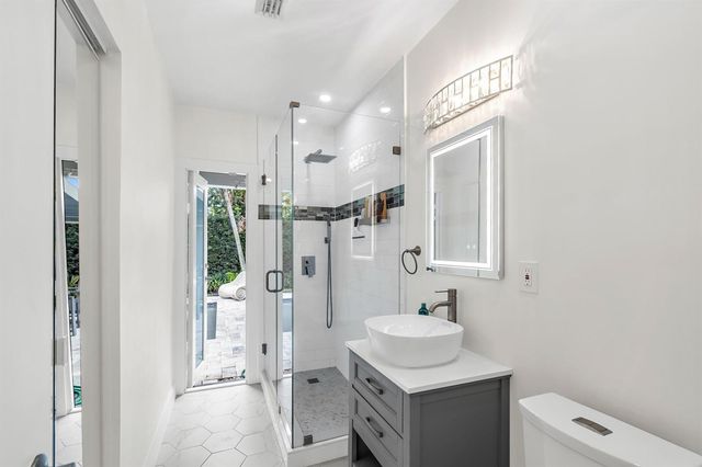 1920 NE 57th Street, Fort Lauderdale, FL 33308