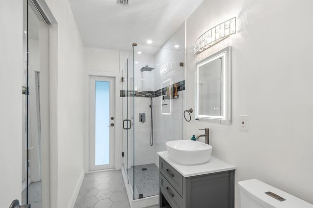1920 NE 57th Street, Fort Lauderdale, FL 33308