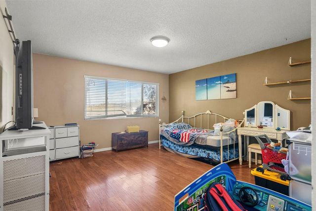 842 S Stearns Rd, Oakdale, CA 95361