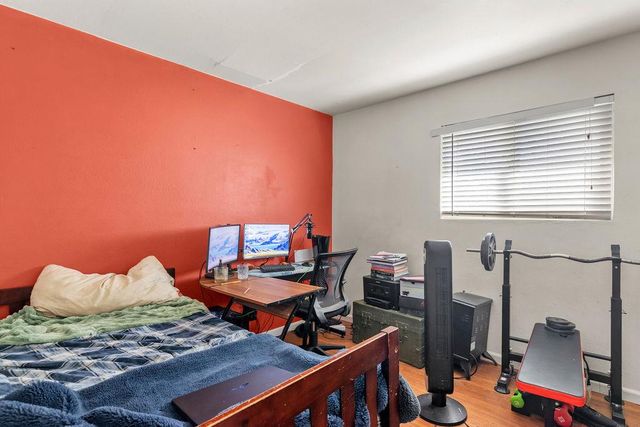 842 S Stearns Rd, Oakdale, CA 95361