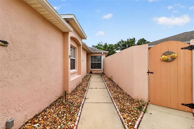 1630 TAMPICO PLACE, Lady Lake, FL 32159