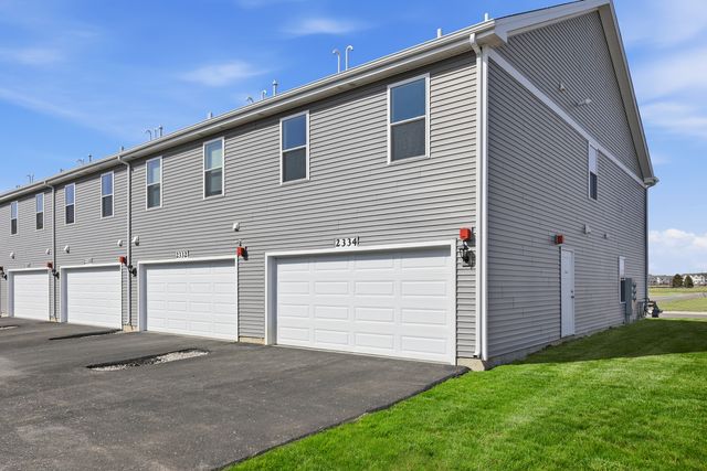 2310 Noble Lane, Yorkville, IL 60560