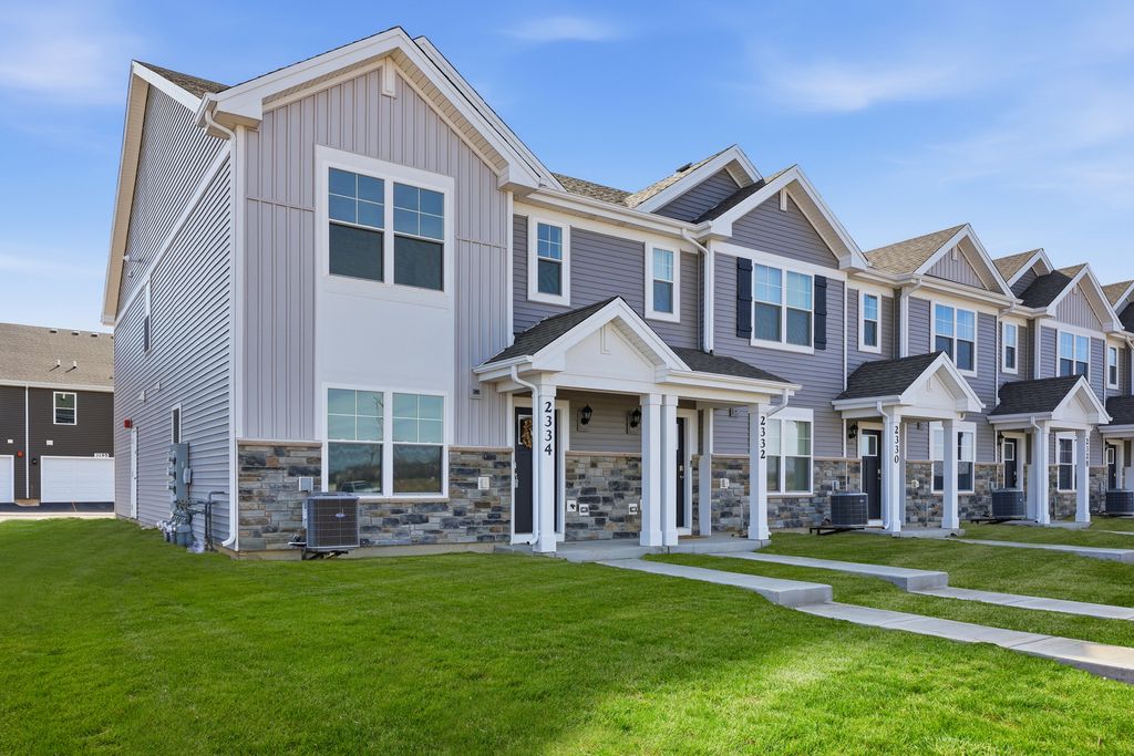 2310 Noble Lane, Yorkville, IL 60560