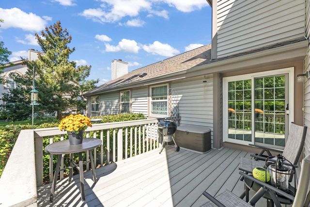 1929 Springbrook North #Unit C, Waukesha, WI 53186