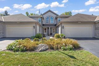 1929 Springbrook North #Unit C, Waukesha, WI 53186